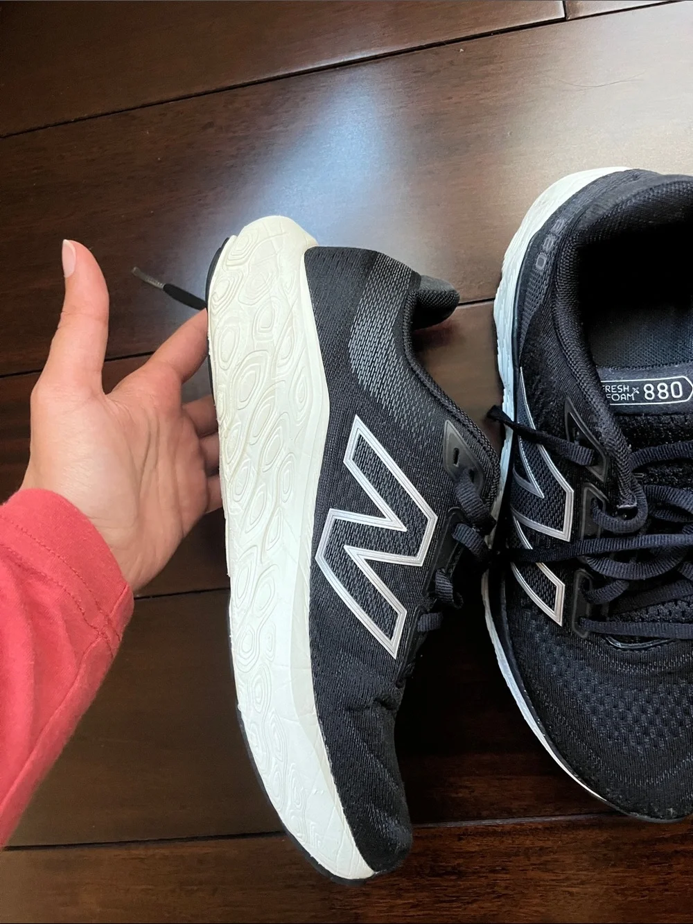 New Balance 880